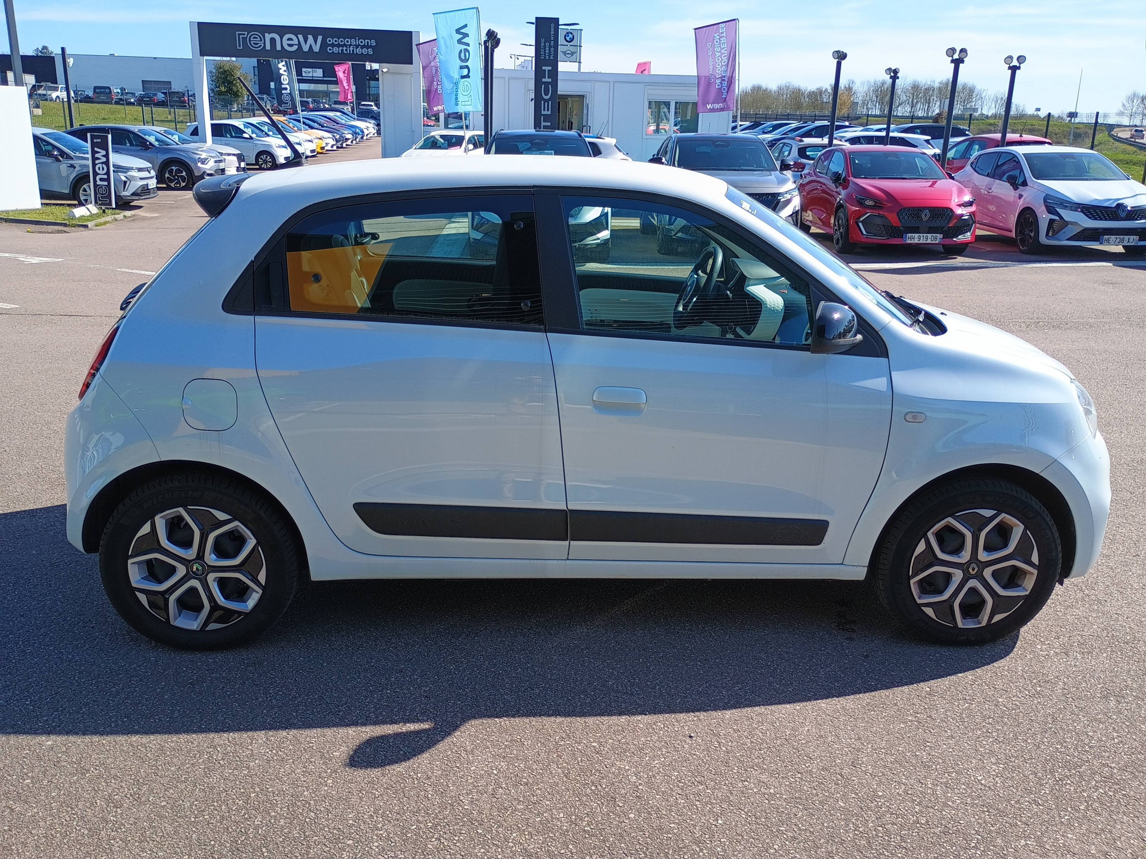 Vente en ligne Renault Twingo 3  SCe 65 au prix de 13 799 €
