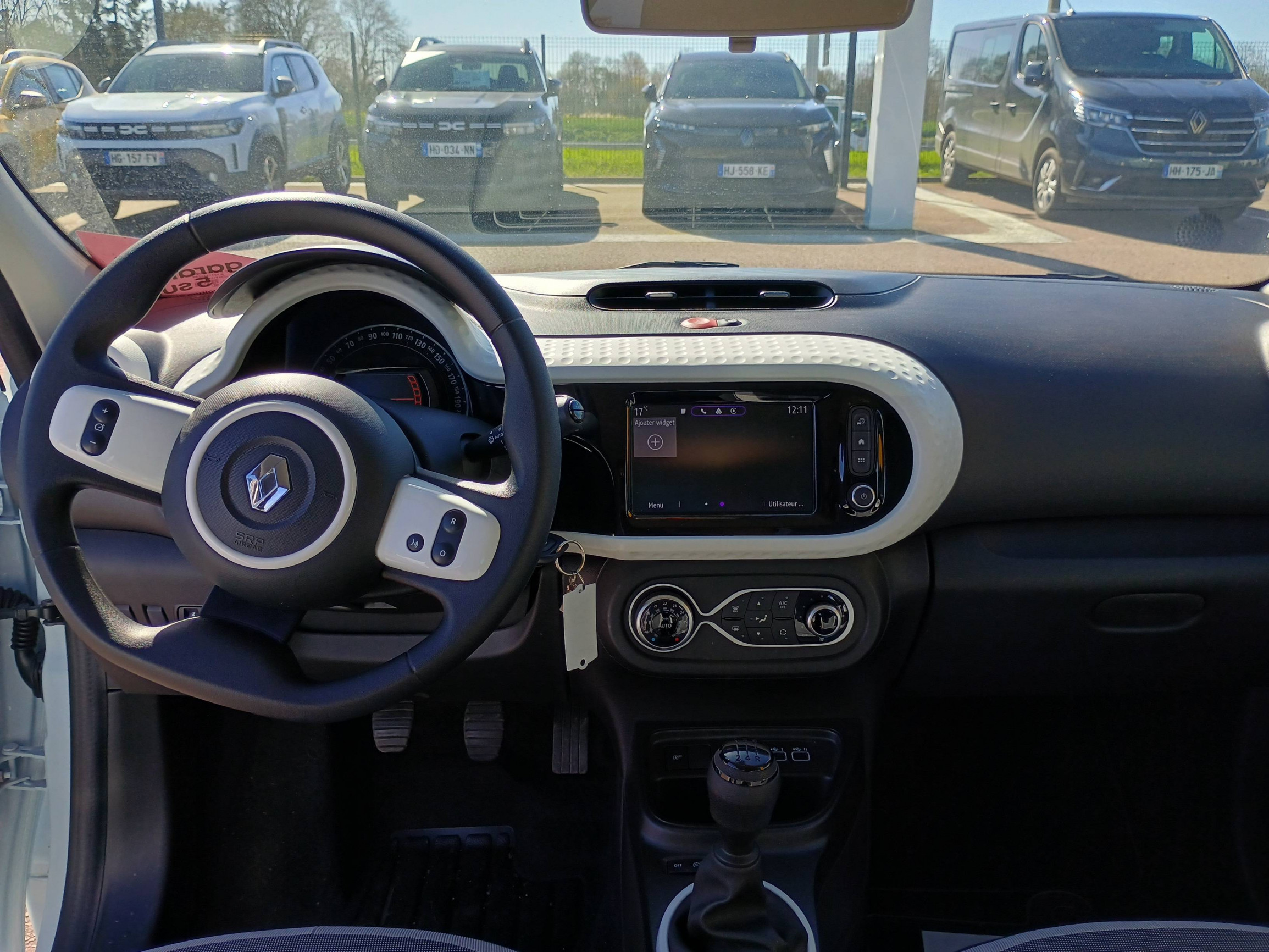 Vente en ligne Renault Twingo 3  SCe 65 au prix de 13 799 €