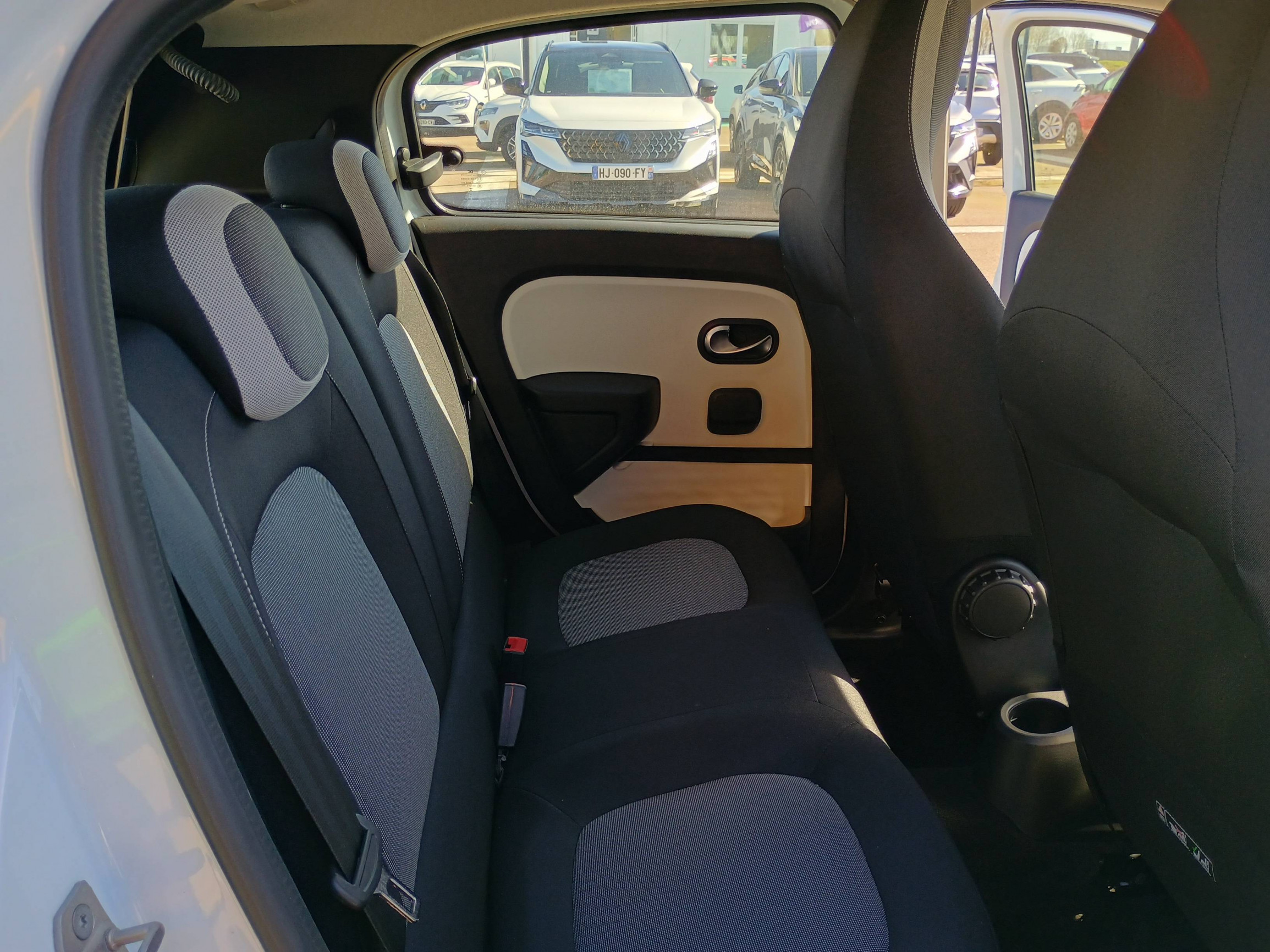 Vente en ligne Renault Twingo 3  SCe 65 au prix de 13 799 €