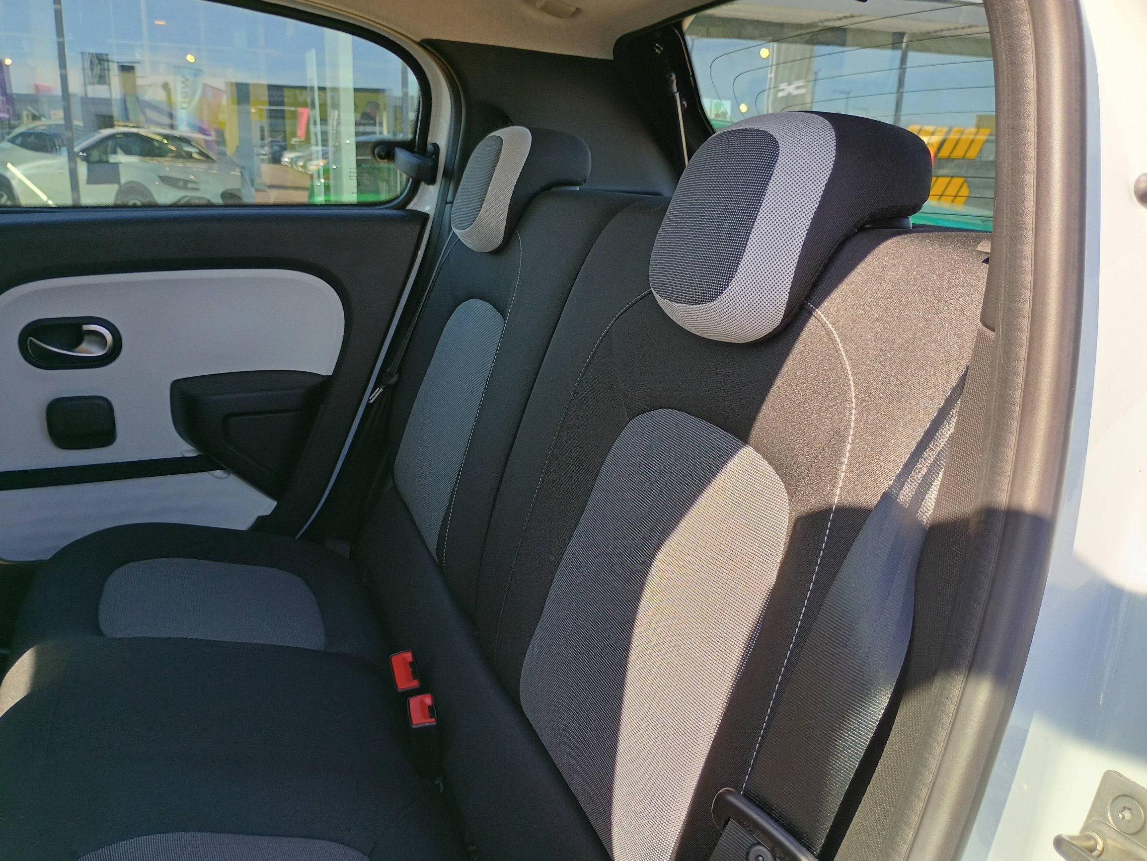 Vente en ligne Renault Twingo 3  SCe 65 au prix de 13 799 €