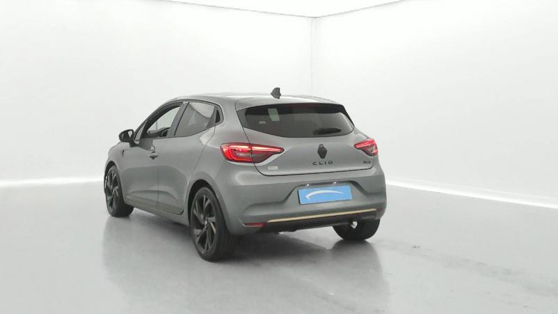 Vente en ligne Renault Clio 5 Clio E-Tech full hybrid 145 au prix de 22 490 €