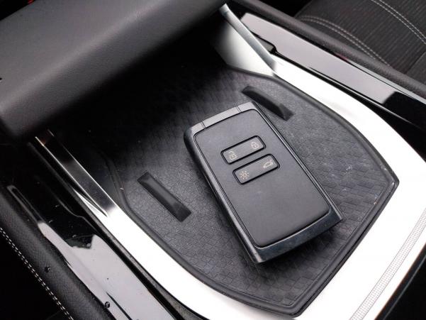 Vente en ligne Renault Austral  E-Tech hybrid 200 au prix de 31 745 €