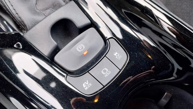 Vente en ligne Toyota C-HR C-HR Hybride 122h au prix de 17 789 €