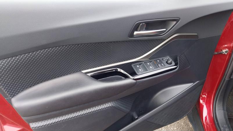 Vente en ligne Toyota C-HR C-HR Hybride 122h au prix de 17 789 €