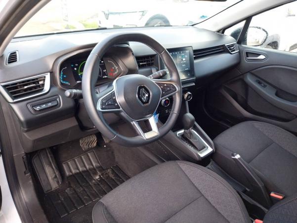 Vente en ligne Renault Clio 5 Clio E-Tech full hybrid 145 au prix de 20 490 €