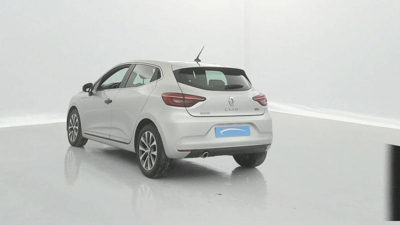 Vente en ligne Renault Clio 5 Clio TCe 90 - 21 au prix de 15 490 €