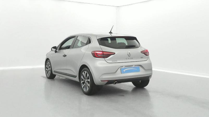 Vente en ligne Renault Clio 5 Clio TCe 90 - 21 au prix de 14 990 €