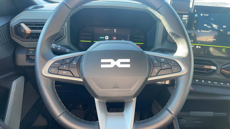 Vente en ligne Dacia Duster  Hybrid 140 4x2 au prix de 27 712 €
