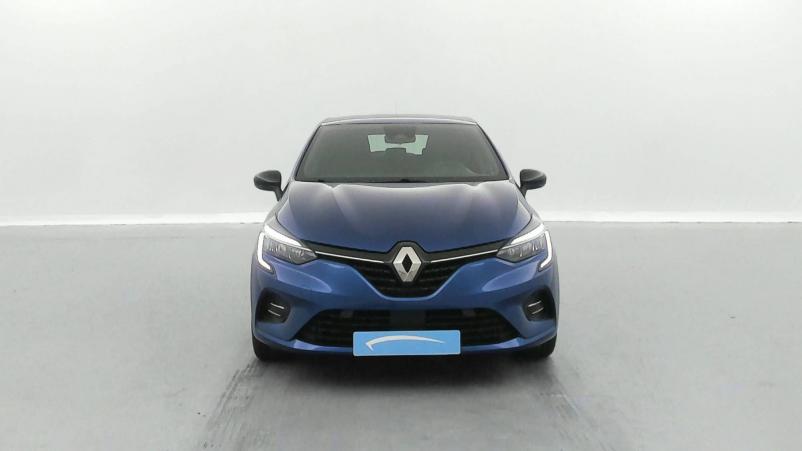 Vente en ligne Renault Clio 5 Clio E-Tech 140 - 21N au prix de 18 990 €