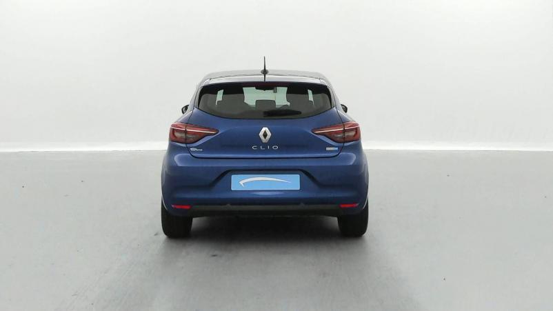 Vente en ligne Renault Clio 5 Clio E-Tech 140 - 21N au prix de 18 990 €