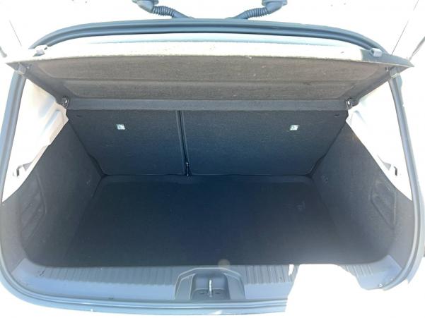 Vente en ligne Renault Clio 5 Clio Blue dCi 100 - 21N au prix de 15 791 €