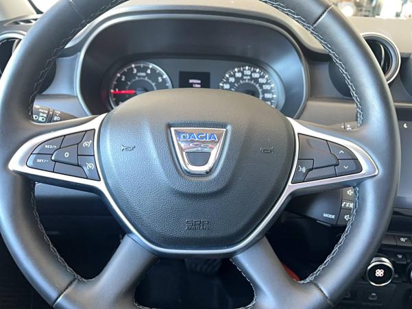 Vente en ligne Dacia Duster  TCe 150 FAP 4x2 EDC au prix de 20 491 €