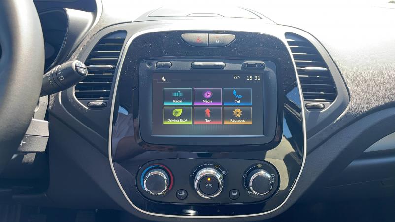 Vente en ligne Renault Captur Captur dCi 90 E6C au prix de 14 991 €