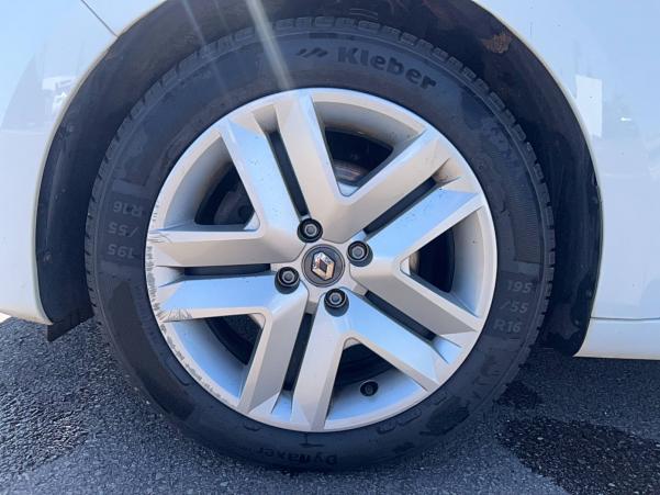 Vente en ligne Renault Clio 5 Clio Blue dCi 100 - 21N au prix de 15 791 €
