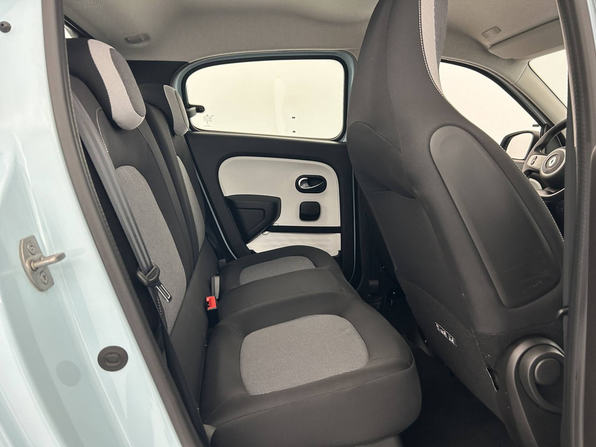 Vente en ligne Renault Twingo 3  SCe 65 au prix de 12 991 €