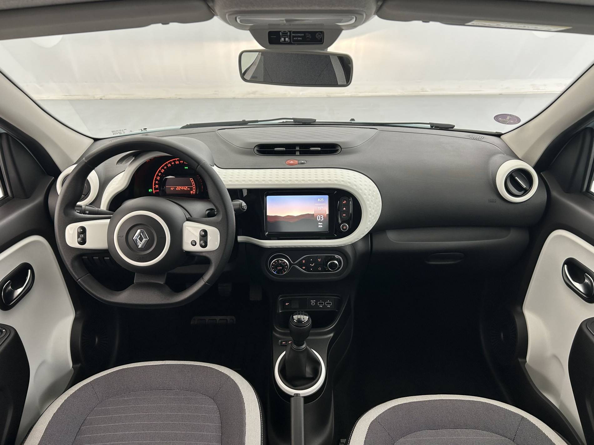 Vente en ligne Renault Twingo 3  SCe 65 au prix de 12 991 €