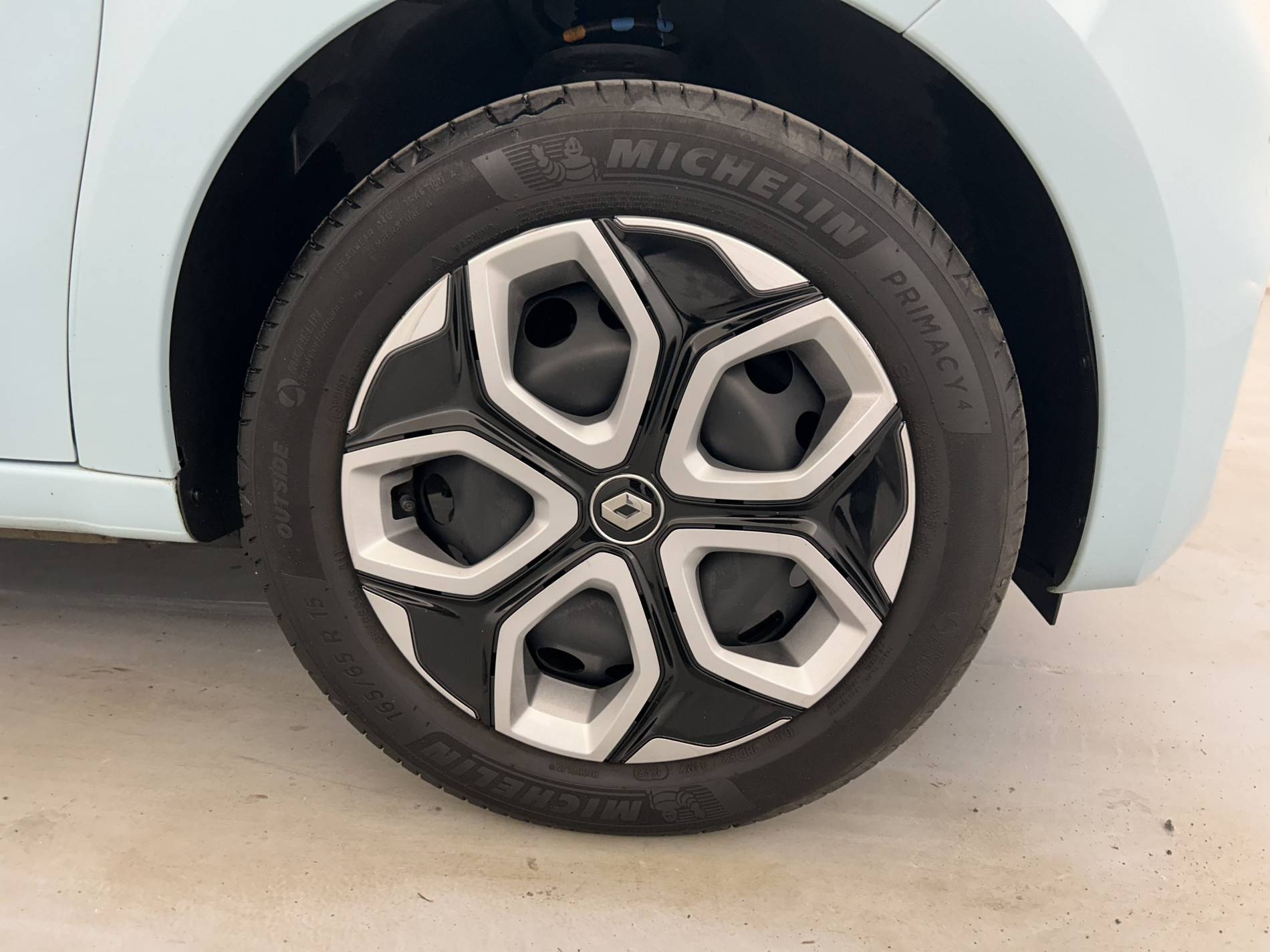 Vente en ligne Renault Twingo 3  SCe 65 au prix de 12 991 €