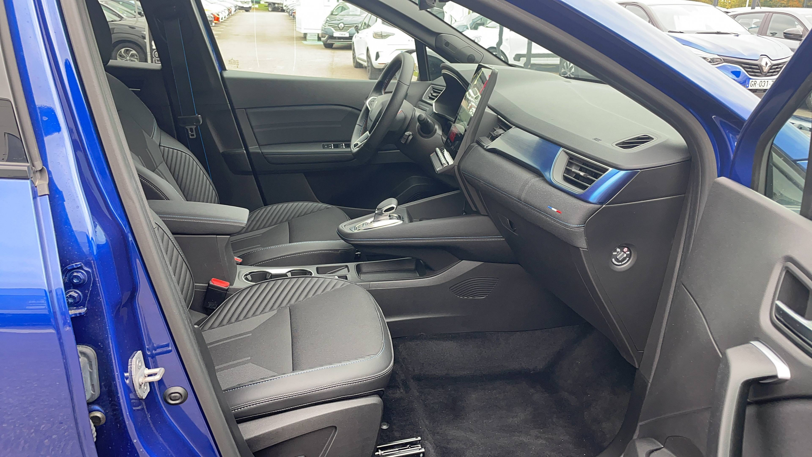 Vente en ligne Renault Symbioz  E-Tech full hybrid 145 au prix de 31 491 €