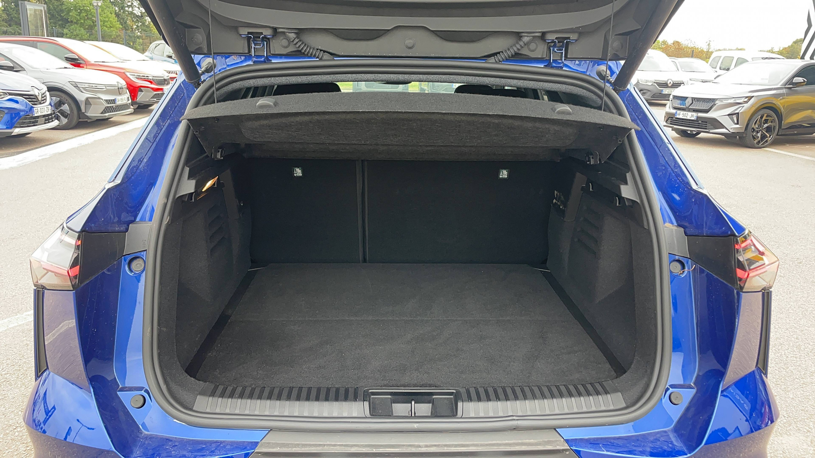 Vente en ligne Renault Symbioz  E-Tech full hybrid 145 au prix de 31 491 €