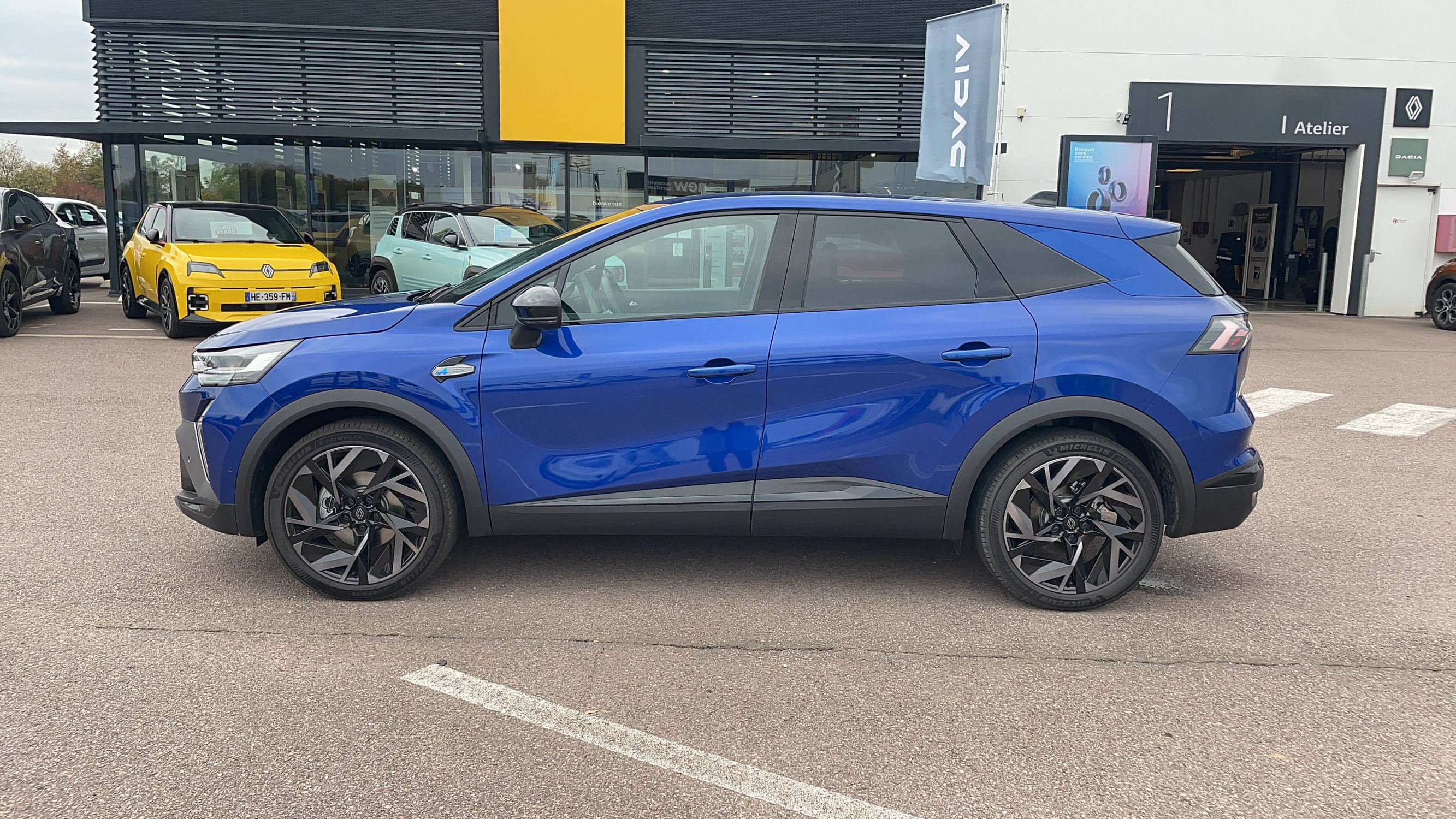 Vente en ligne Renault Symbioz  E-Tech full hybrid 145 au prix de 31 491 €