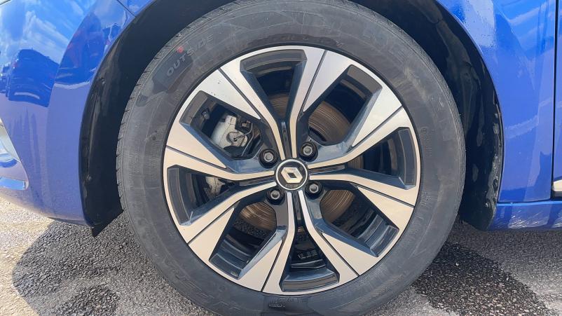 Vente en ligne Renault Clio 5 Clio E-Tech 140 - 21N au prix de 16 941 €