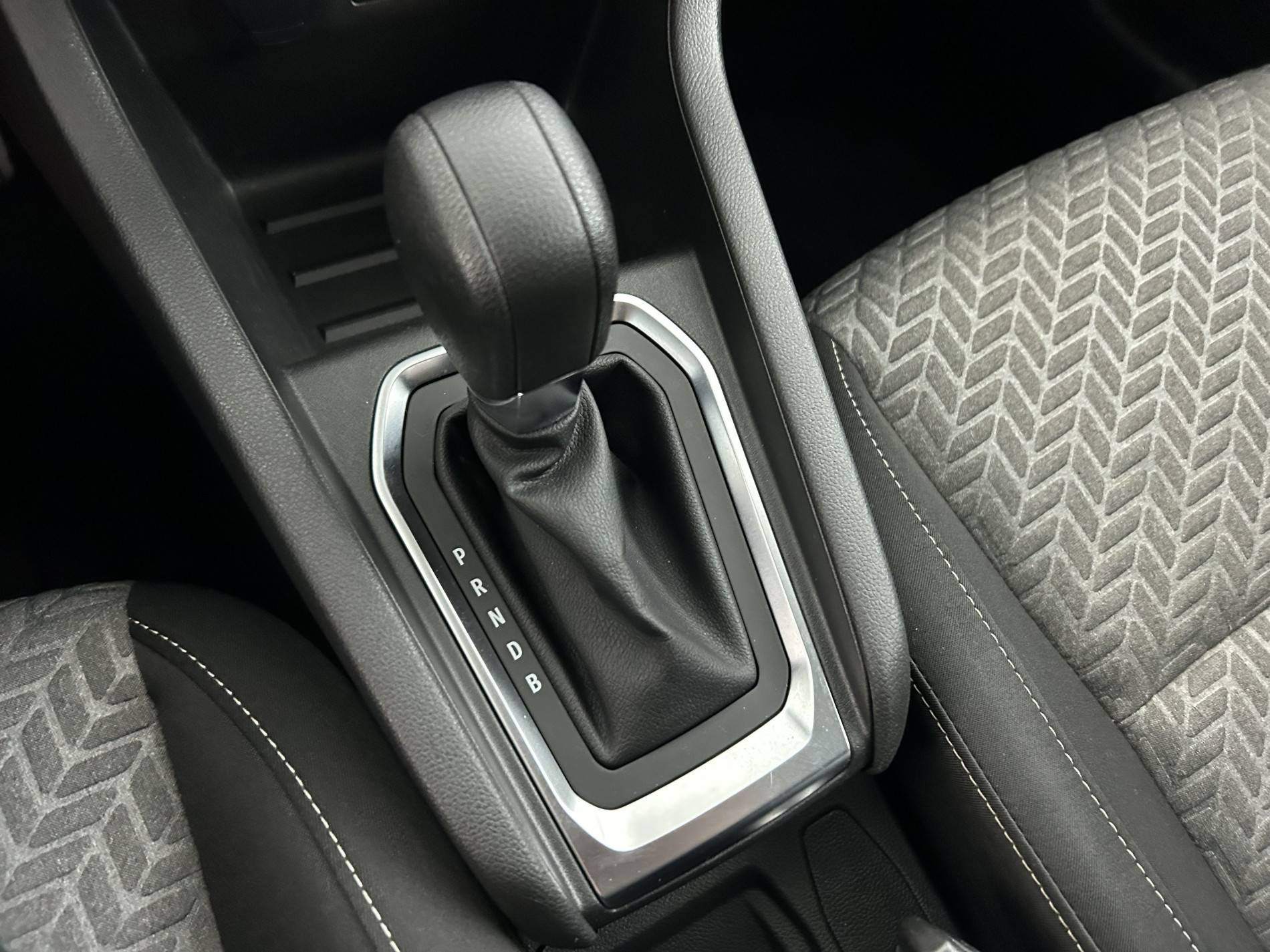 Vente en ligne Renault Clio 5 Clio E-Tech full hybrid 145 au prix de 16 991 €