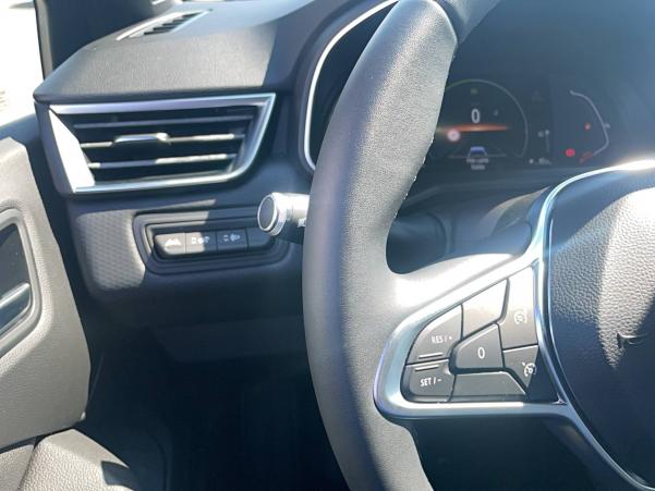 Vente en ligne Renault Clio 5 Clio E-Tech 140 au prix de 17 491 €