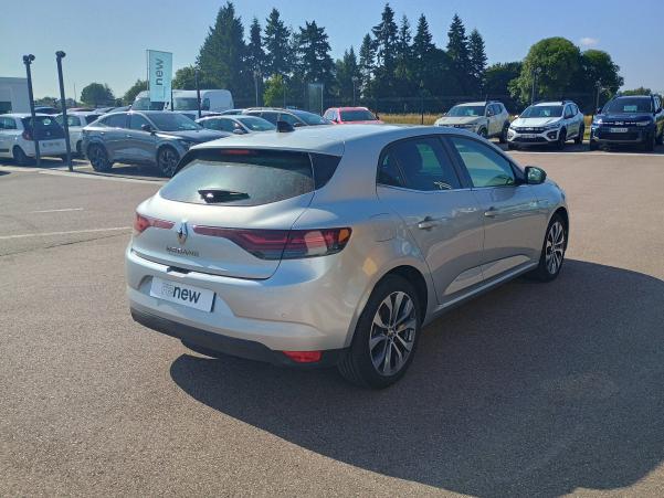 Vente en ligne Renault Megane 4  Blue dCi 115 EDC au prix de 23 491 €
