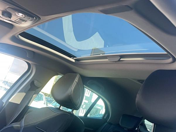 Vente en ligne Renault Megane 4  Blue dCi 115 EDC au prix de 23 491 €