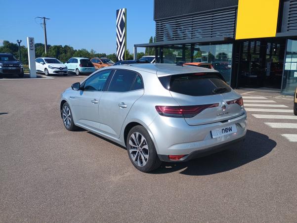 Vente en ligne Renault Megane 4  Blue dCi 115 EDC au prix de 23 491 €