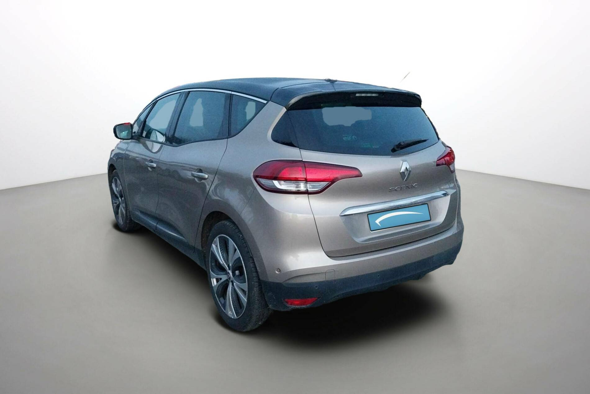 Vente en ligne Renault Scenic 4 Scenic TCe 140 Energy EDC au prix de 16 491 €