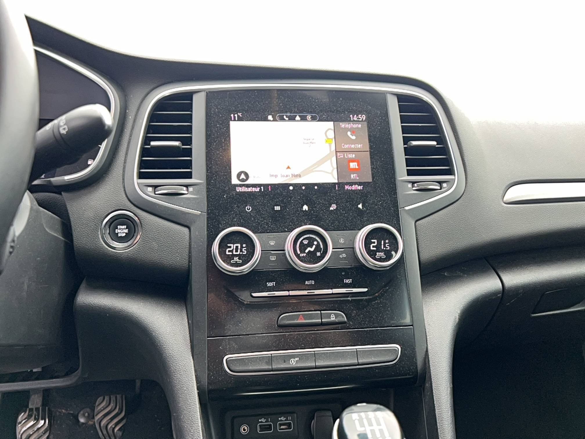 Vente en ligne Renault Megane 4 Estate  Blue dCi 115 au prix de 17 991 €