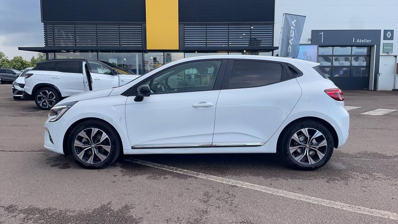 Vente en ligne Renault Clio 5 Clio E-Tech full hybrid 145 au prix de 16 991 €