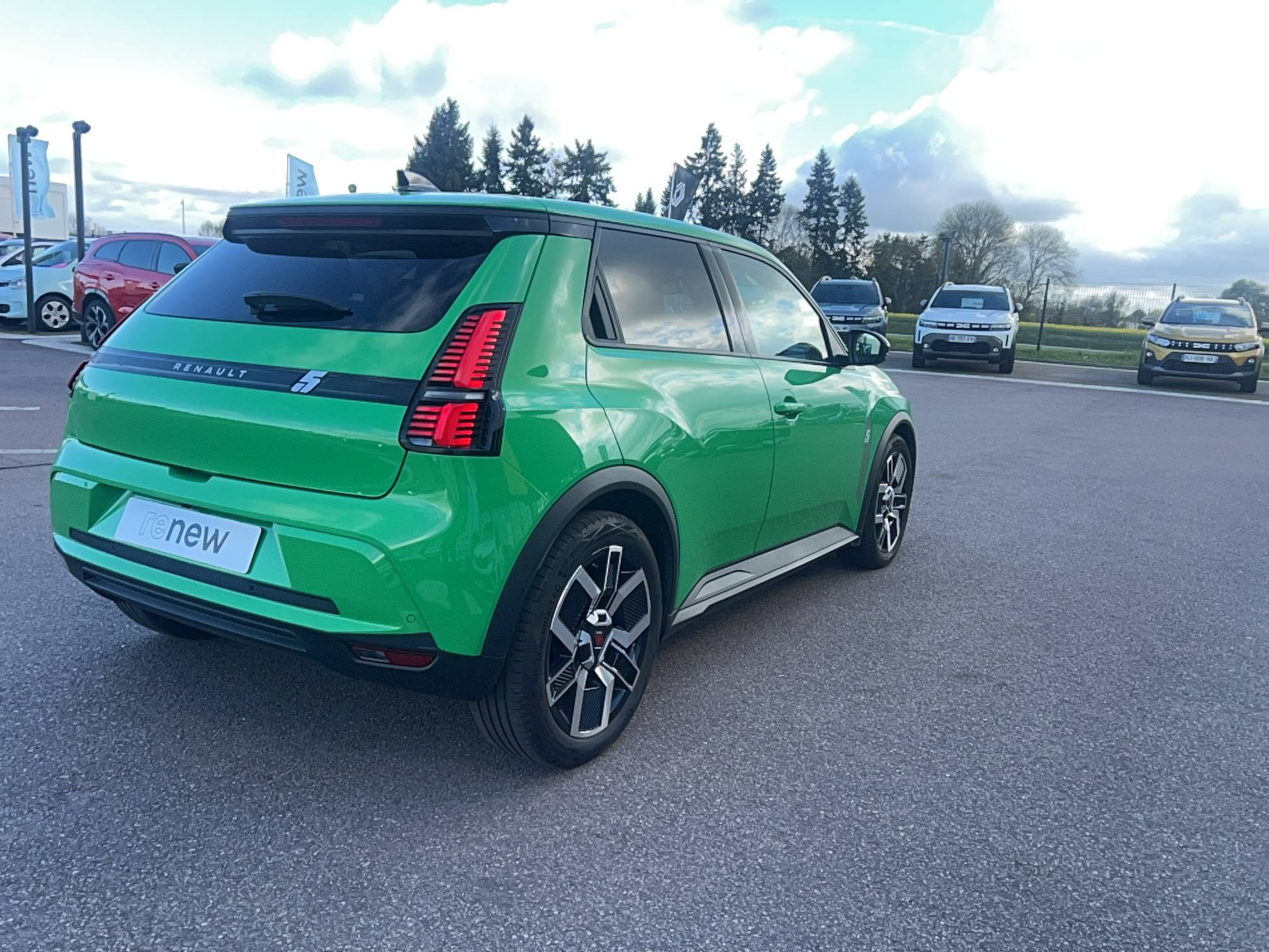 Vente en ligne Renault R5 E-Tech  120 ch autonomie urbaine au prix de 24 991 €