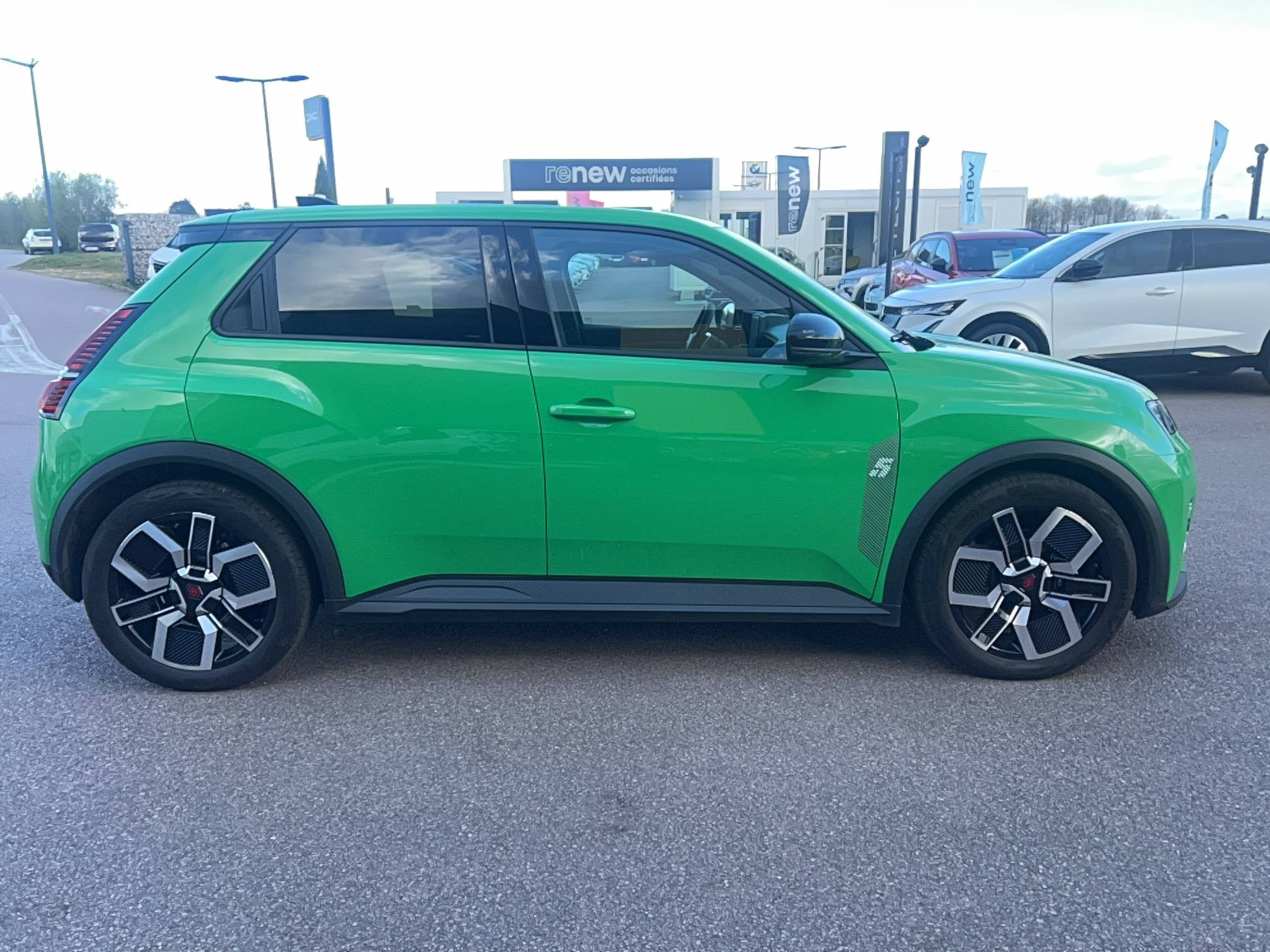 Vente en ligne Renault R5 E-Tech  120 ch autonomie urbaine au prix de 24 991 €