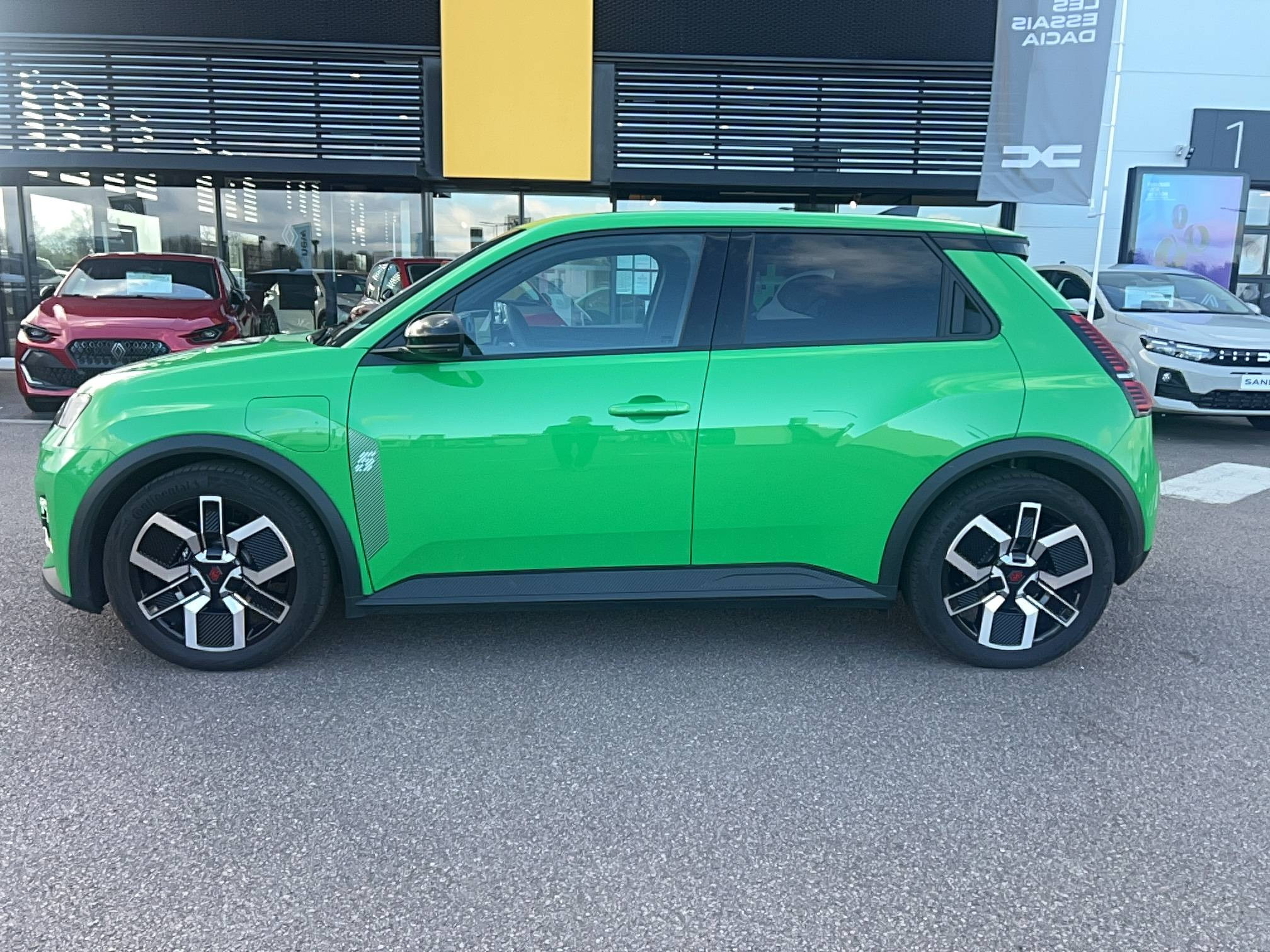 Vente en ligne Renault R5 E-Tech  120 ch autonomie urbaine au prix de 24 991 €