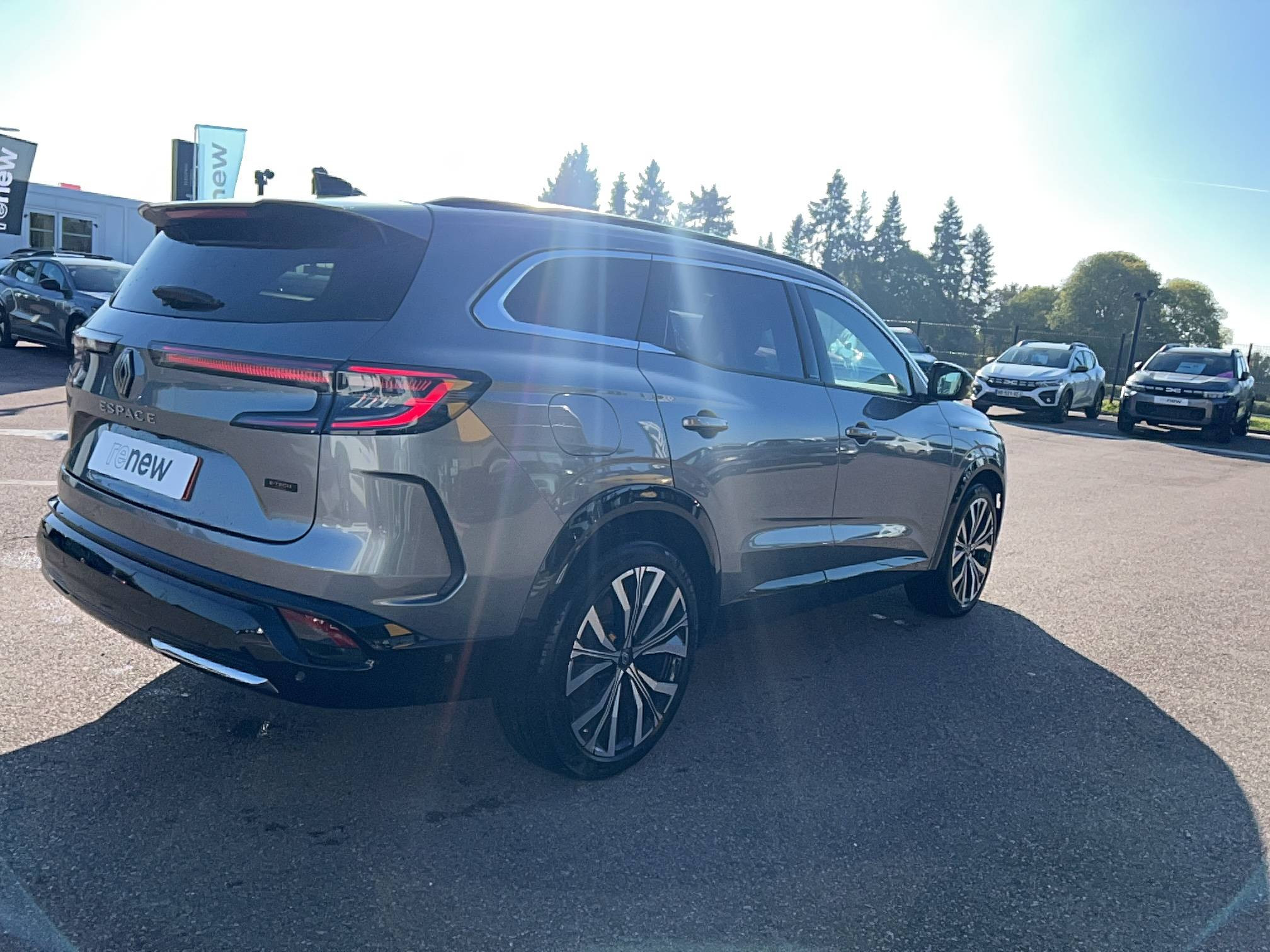 Vente en ligne Renault Espace Espace E-Tech full hybrid 200 GSR2 au prix de 39 491 €