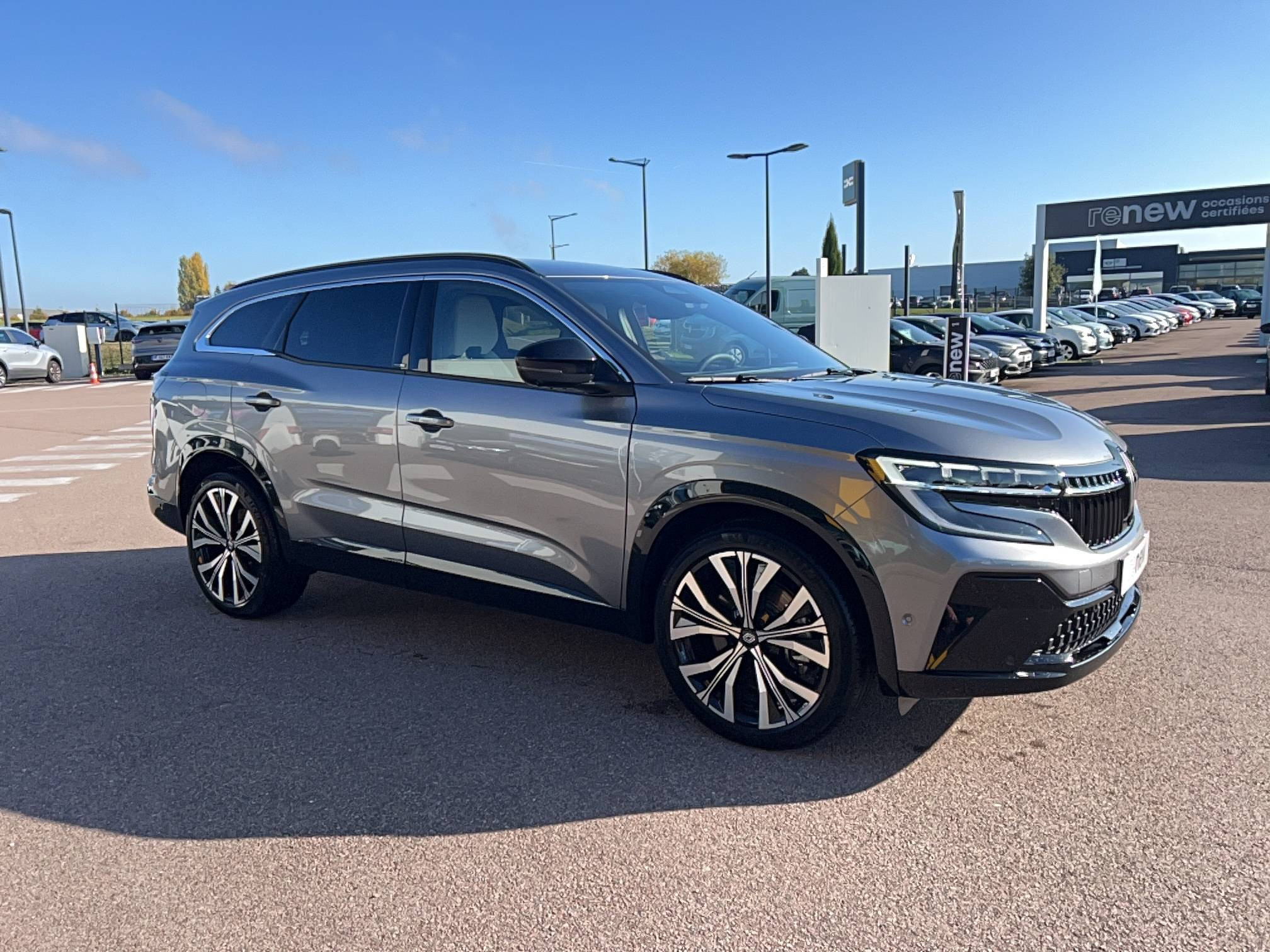 Vente en ligne Renault Espace Espace E-Tech full hybrid 200 GSR2 au prix de 39 491 €