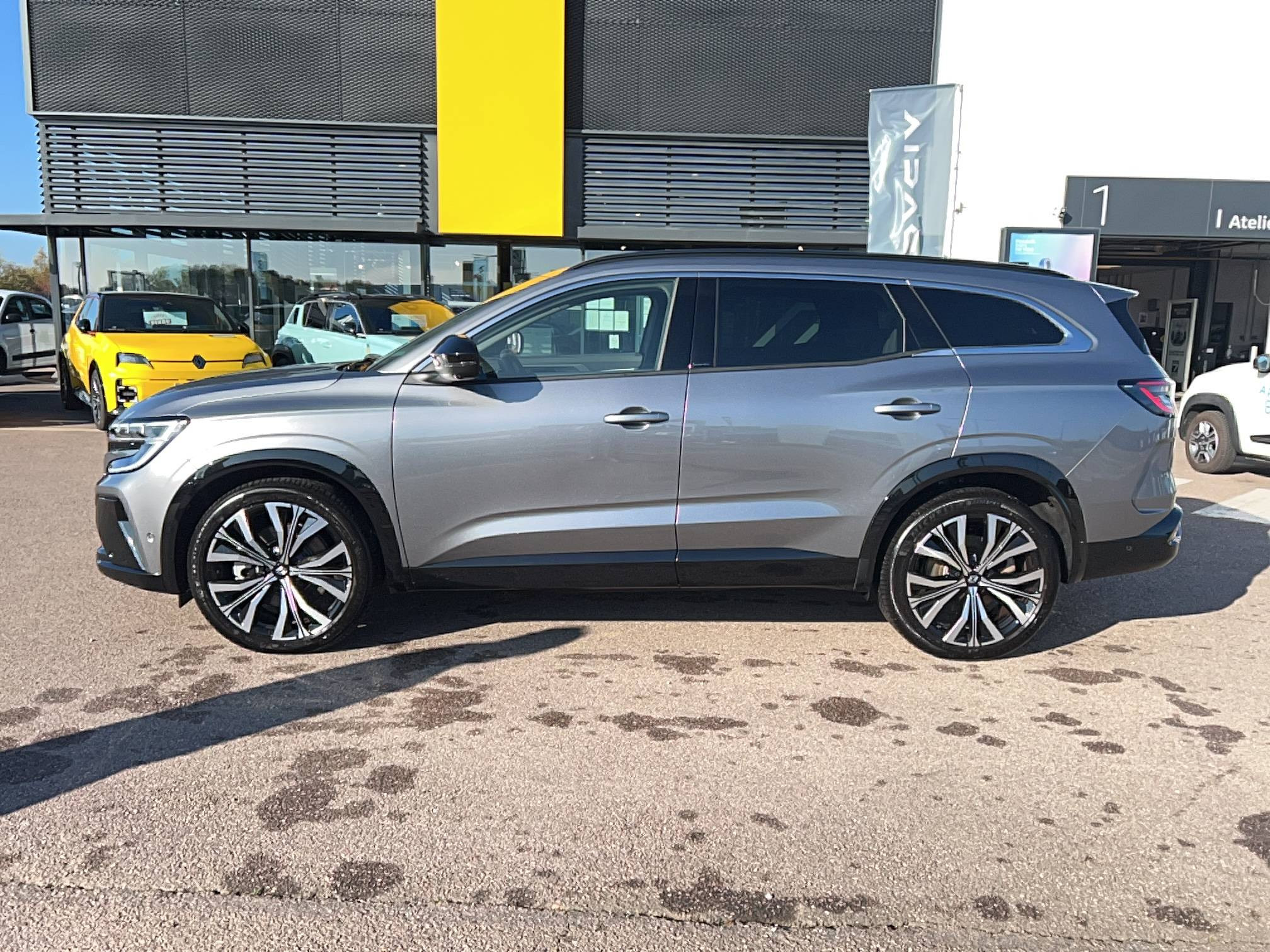 Vente en ligne Renault Espace Espace E-Tech full hybrid 200 GSR2 au prix de 39 491 €