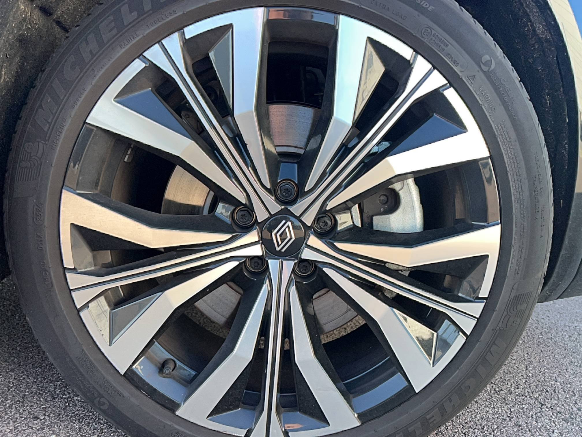 Vente en ligne Renault Espace Espace E-Tech full hybrid 200 GSR2 au prix de 39 491 €