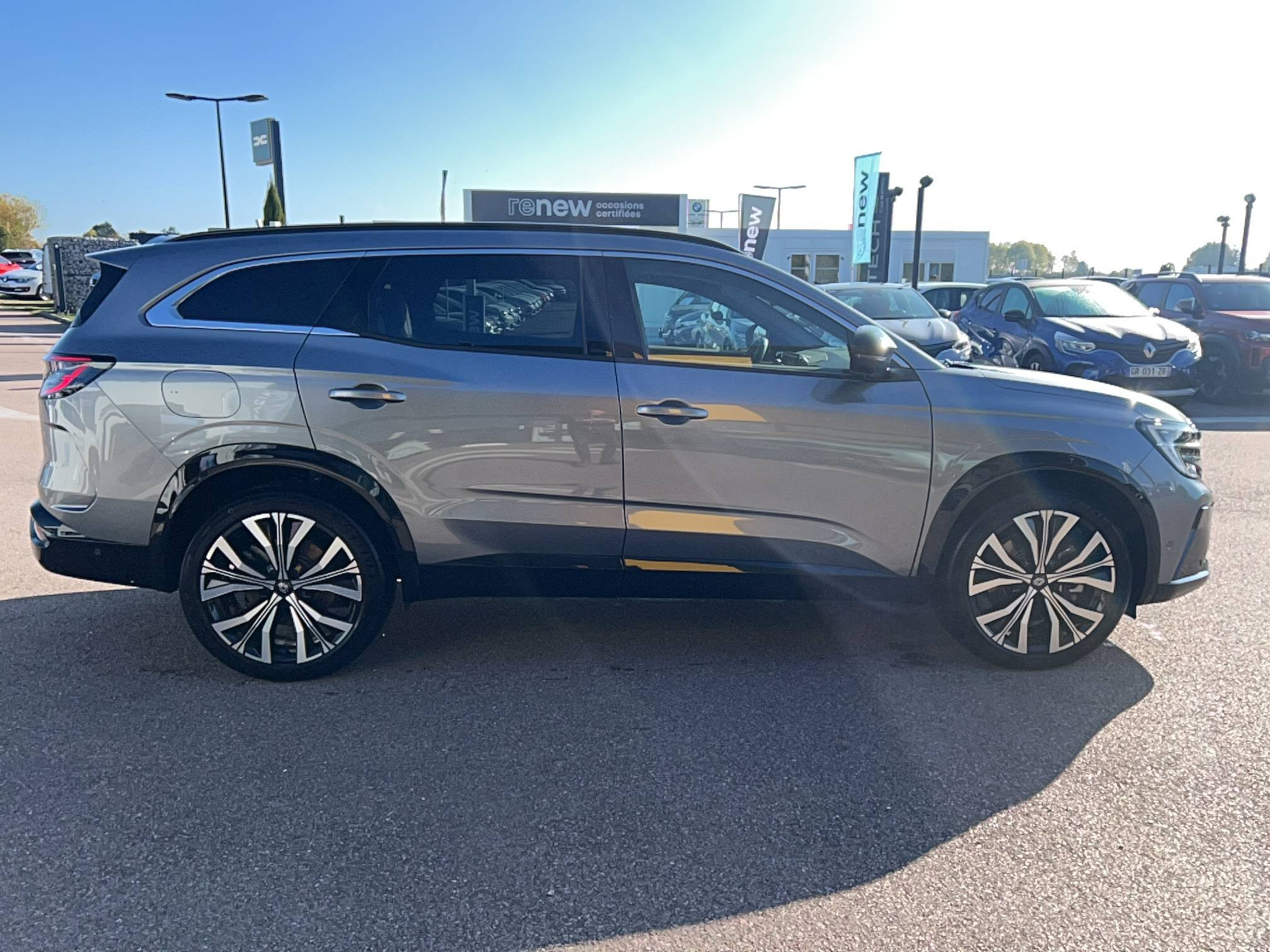 Vente en ligne Renault Espace Espace E-Tech full hybrid 200 GSR2 au prix de 39 491 €