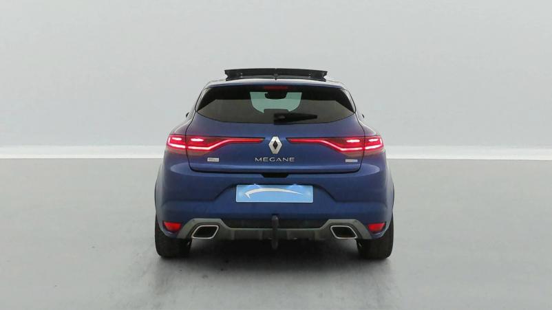 Vente en ligne Renault Megane 4 Mégane IV Berline E-TECH Plug-In Hybride 160 - 21N au prix de 22 993 €