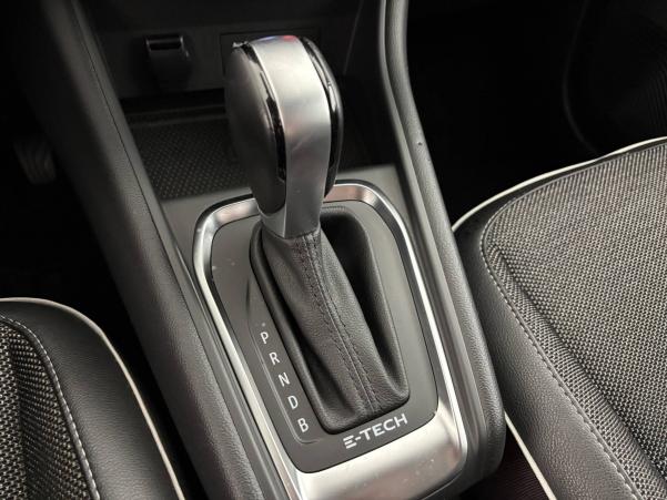 Vente en ligne Renault Captur  E-Tech 145 - 21 au prix de 19 912 €