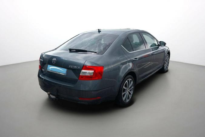 Vente en ligne Skoda Octavia  1.6 TDI 116 ch CR FAP au prix de 13 907 €