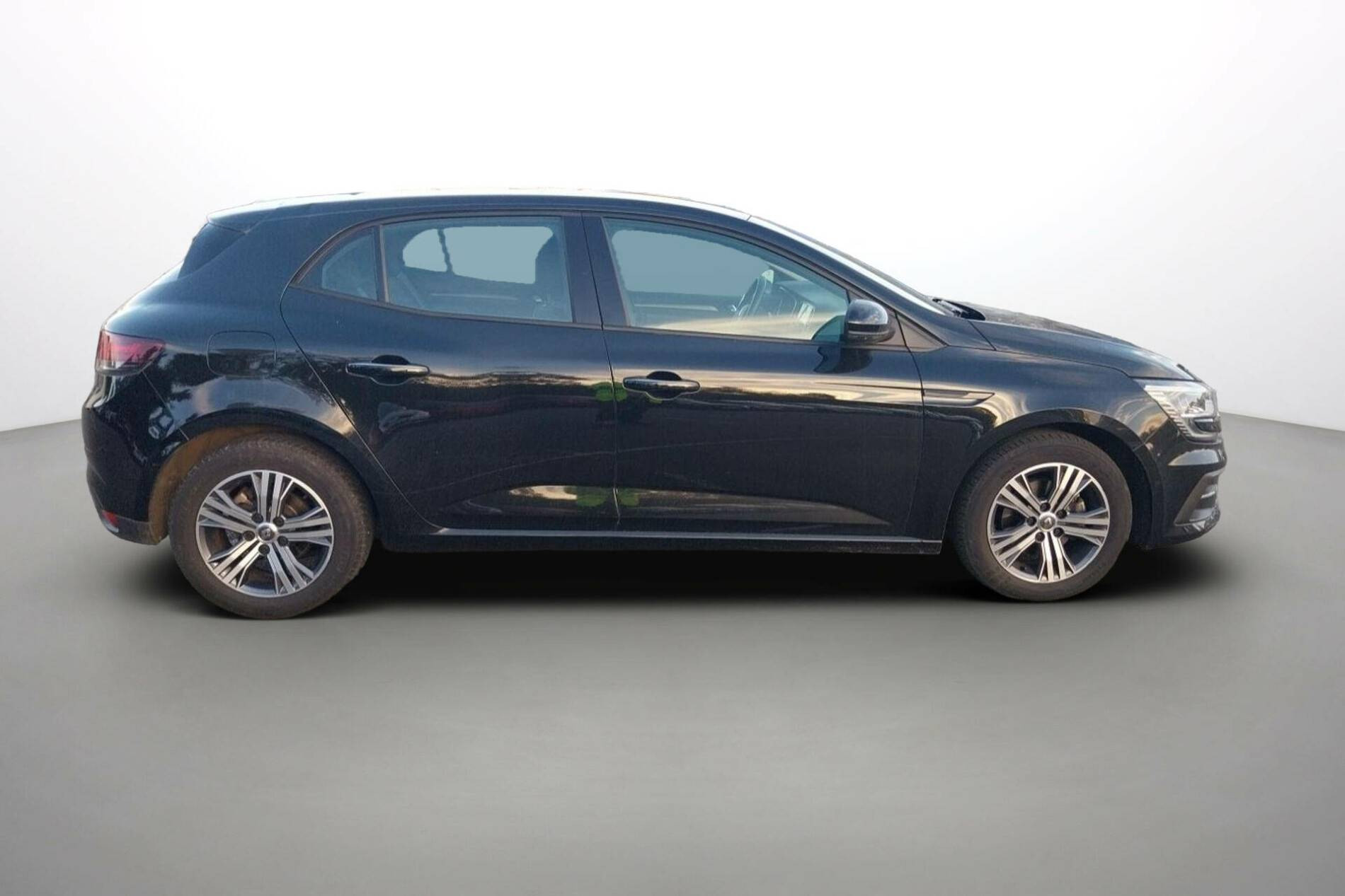 Vente en ligne Renault Megane 4  Blue dCi 115 EDC au prix de 18 491 €