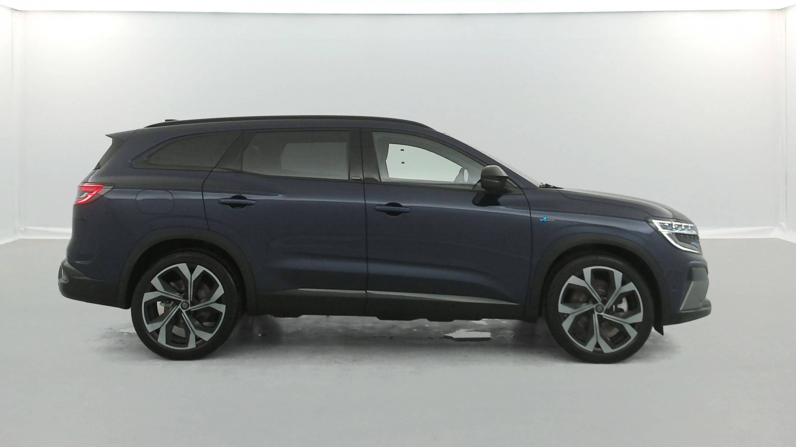 Vente en ligne Renault Espace Espace E-Tech full hybrid 200 GSR2 au prix de 37 991 €