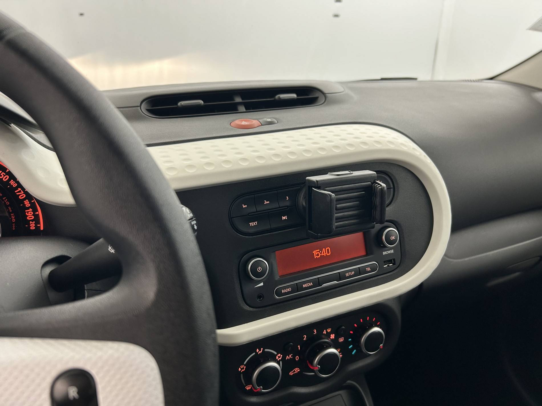 Vente en ligne Renault Twingo 3  SCe 75 - 20 au prix de 9 991 €