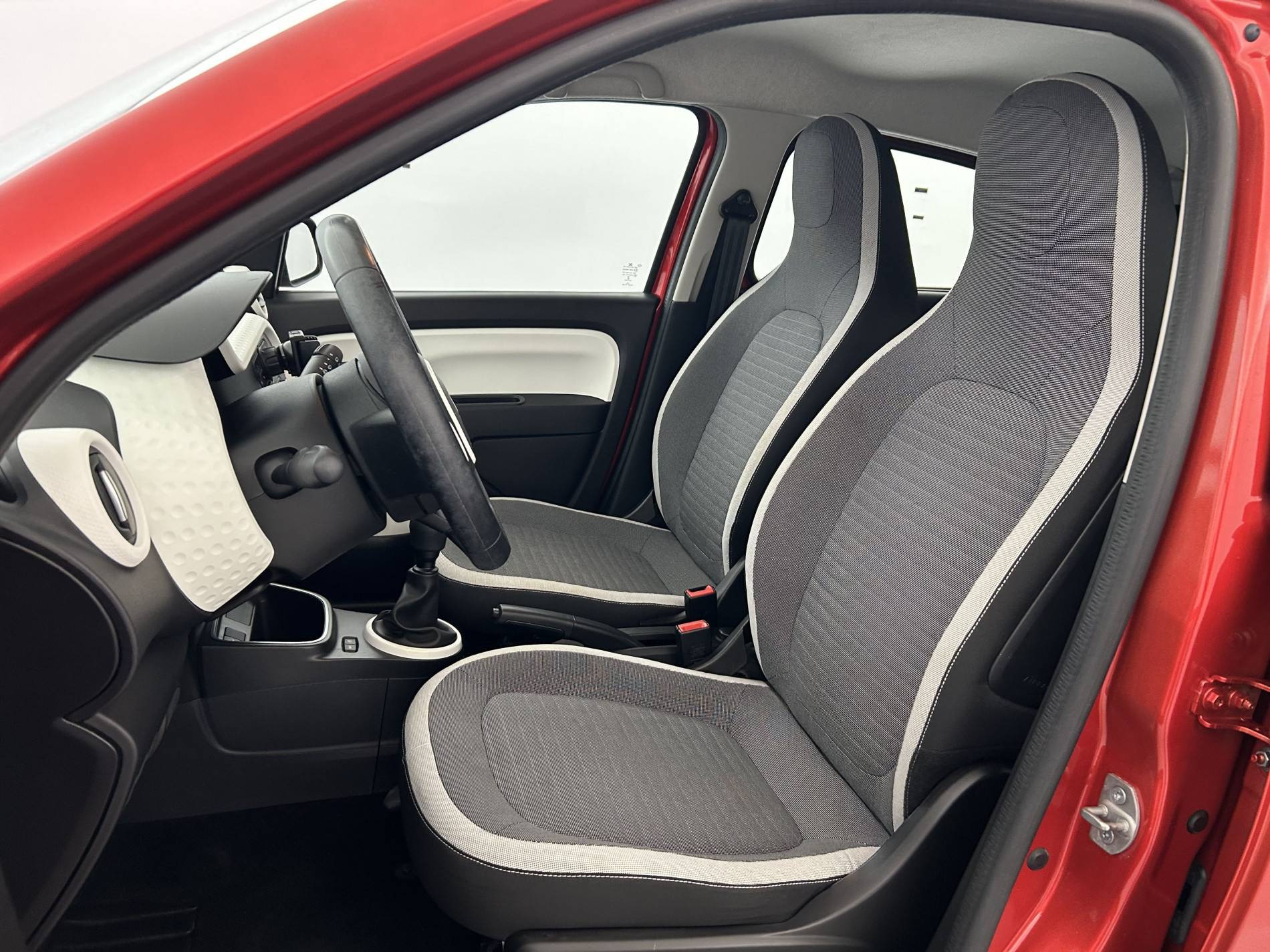 Vente en ligne Renault Twingo 3  SCe 75 - 20 au prix de 9 991 €