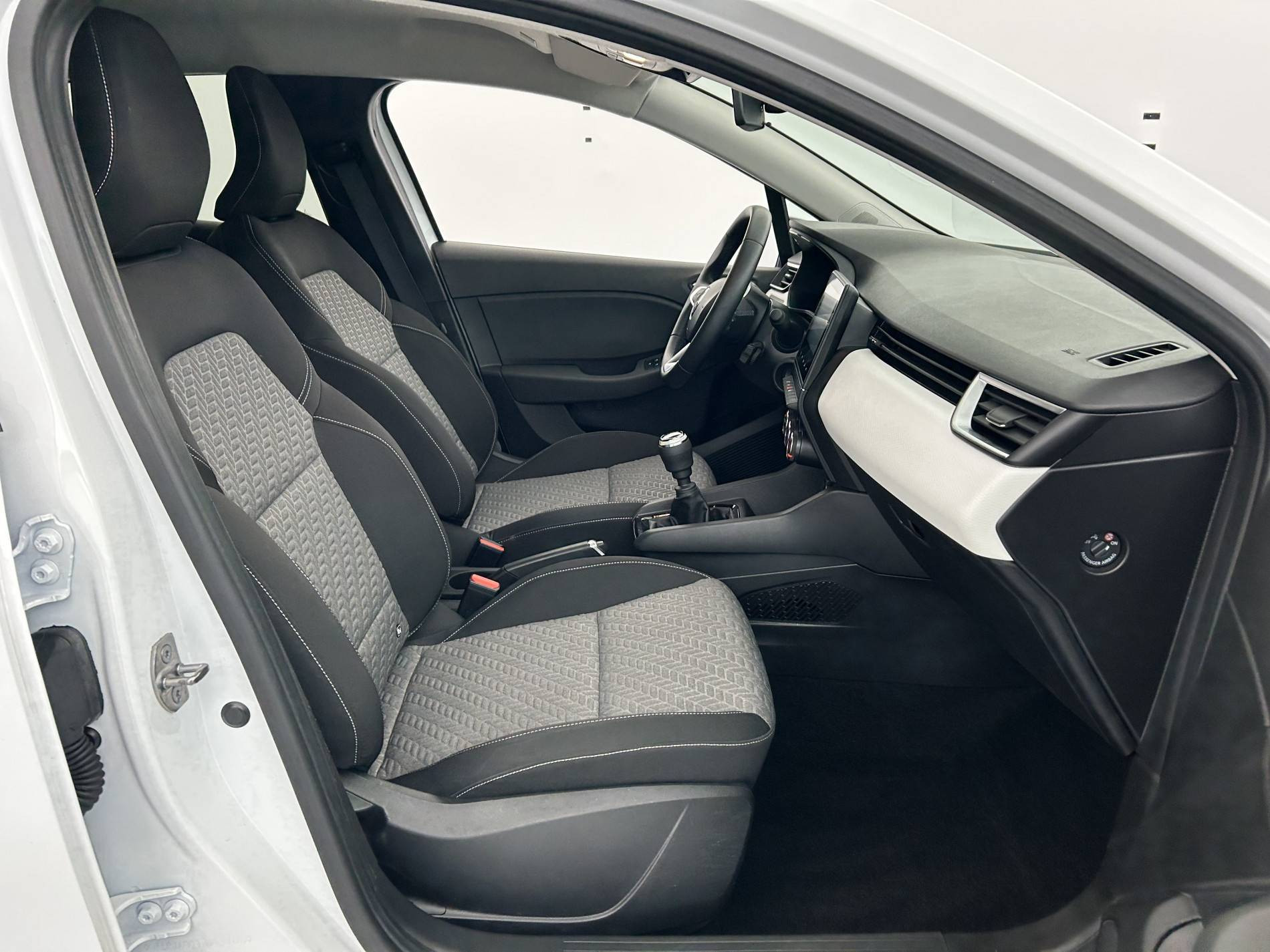 Vente en ligne Renault Clio 5 Clio TCe 100 GPL au prix de 15 291 €