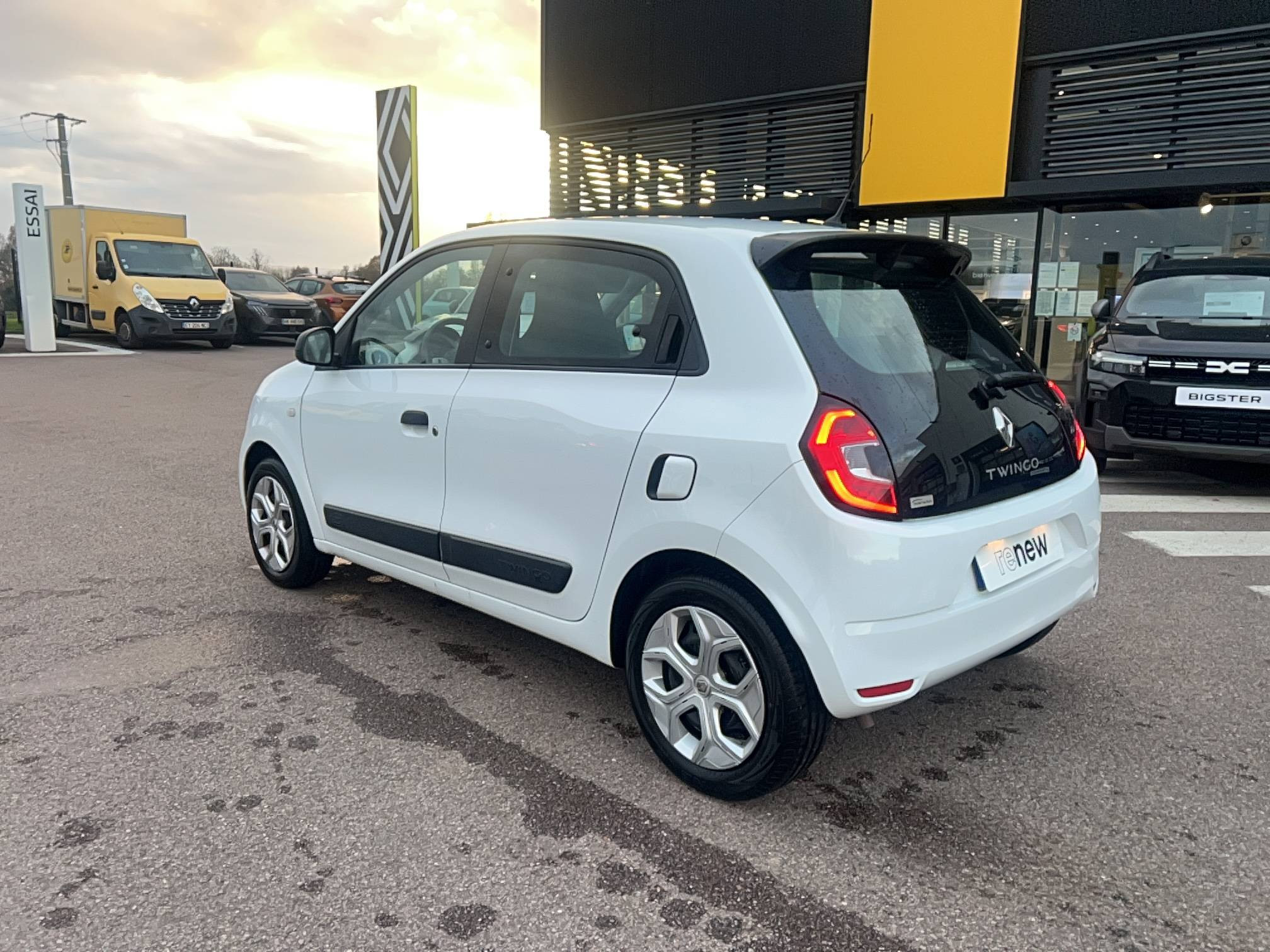 Vente en ligne Renault Twingo 3  SCe 65 - 21 au prix de 9 712 €